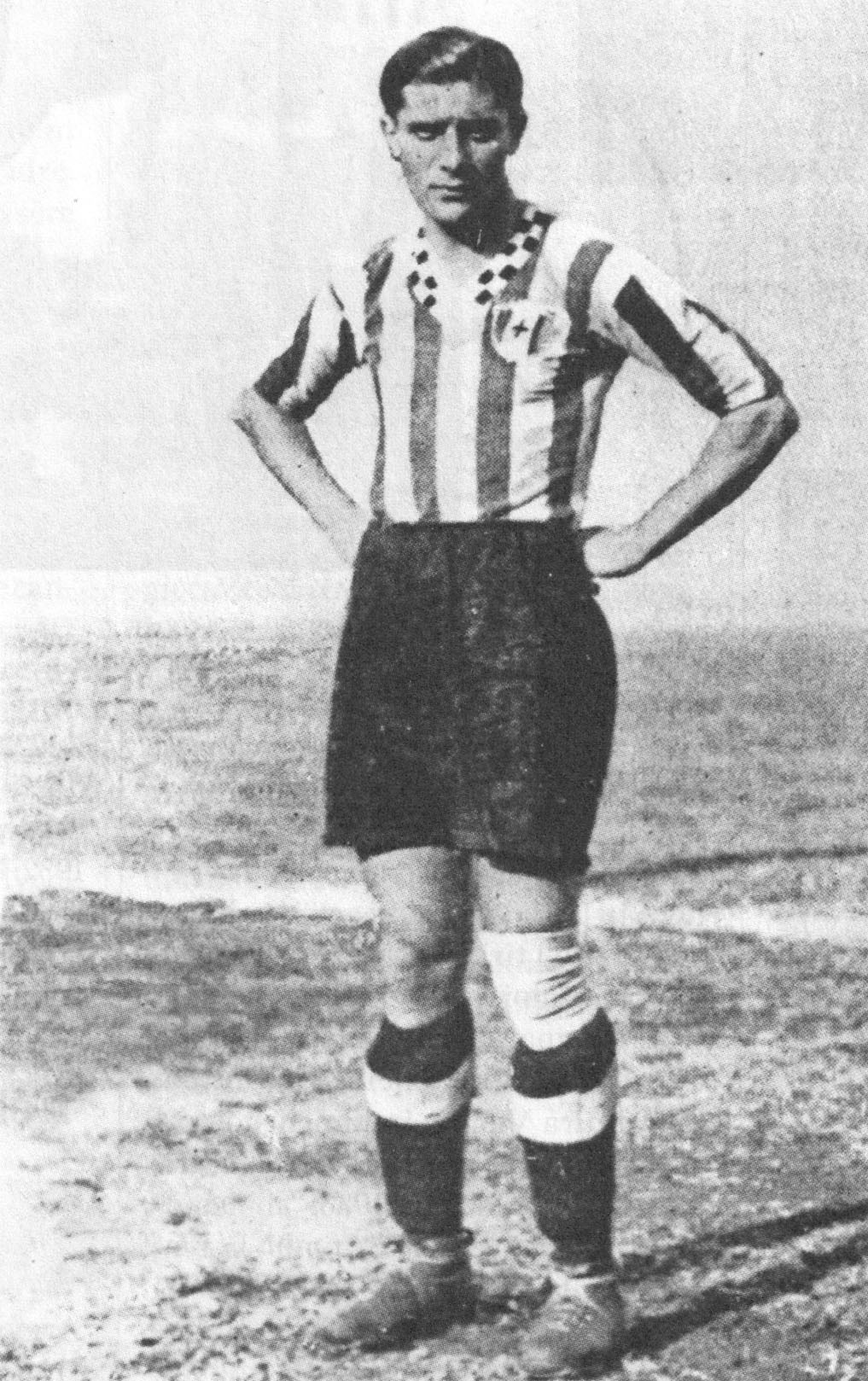 Giuseppe Meazza in an Inter portrait from 1930–31